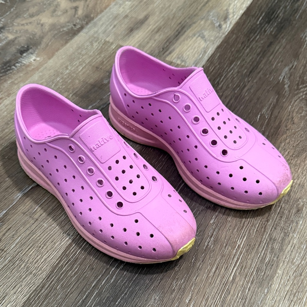 Native Pink Slip-On Robbie Perforated Sneakers